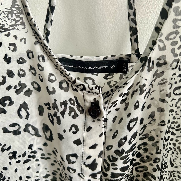 White Leopard comfy outfit - Picture 3 of 4